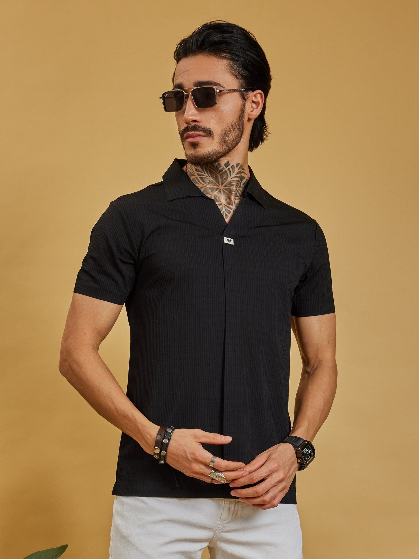 OTFIT T-Shirt Men’s Jet Black Resort Polo T-Shirt - Popcorn Knit & Net Panel, Lightweight & Breathable
