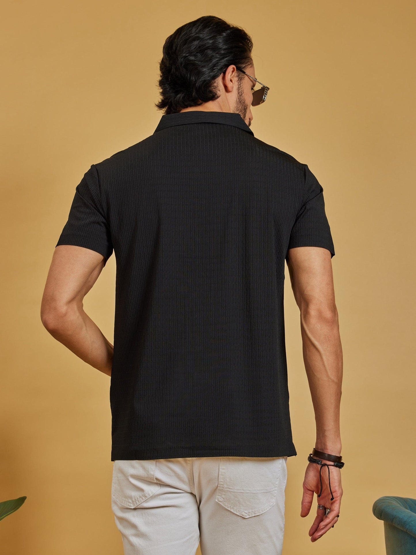OTFIT T-Shirt Men’s Jet Black Resort Polo T-Shirt - Popcorn Knit & Net Panel, Lightweight & Breathable
