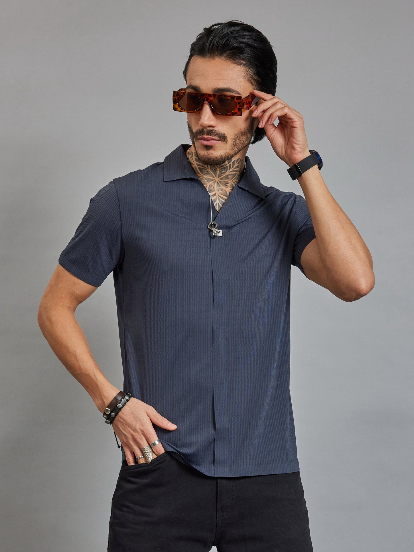 OTFIT T-Shirt Men’s Navy Resort Polo T-Shirt - Popcorn Knit & Net Panel, Lightweight & Breathable