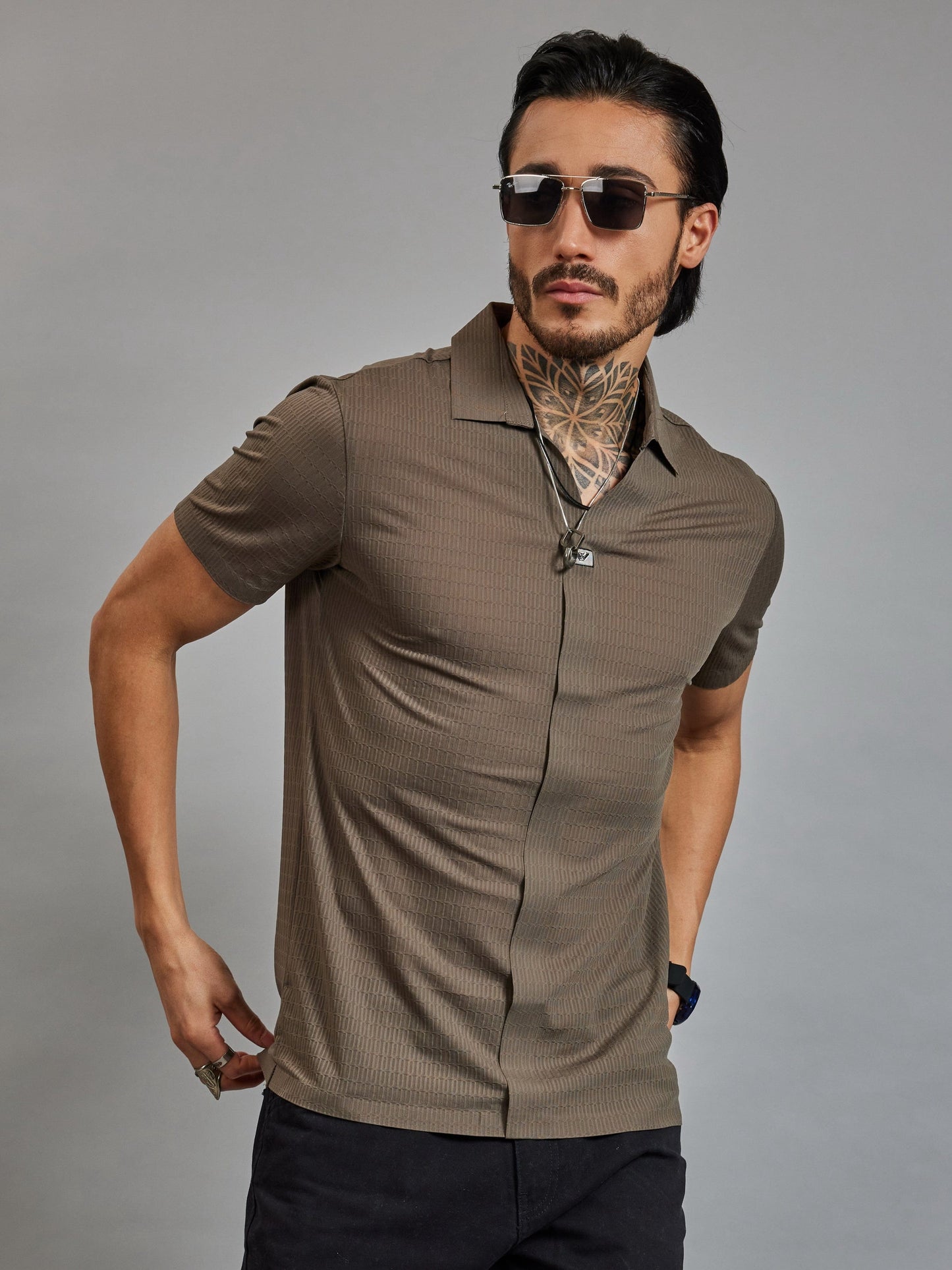 OTFIT T-Shirt Men’s Olive Brown Resort Polo T-Shirt - Popcorn Knit & Net Panel, Lightweight & Breathable