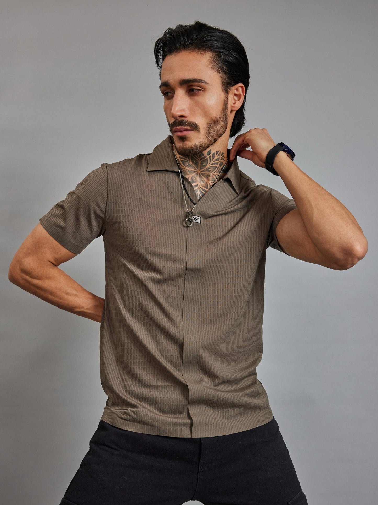 OTFIT T-Shirt Men’s Olive Brown Resort Polo T-Shirt - Popcorn Knit & Net Panel, Lightweight & Breathable