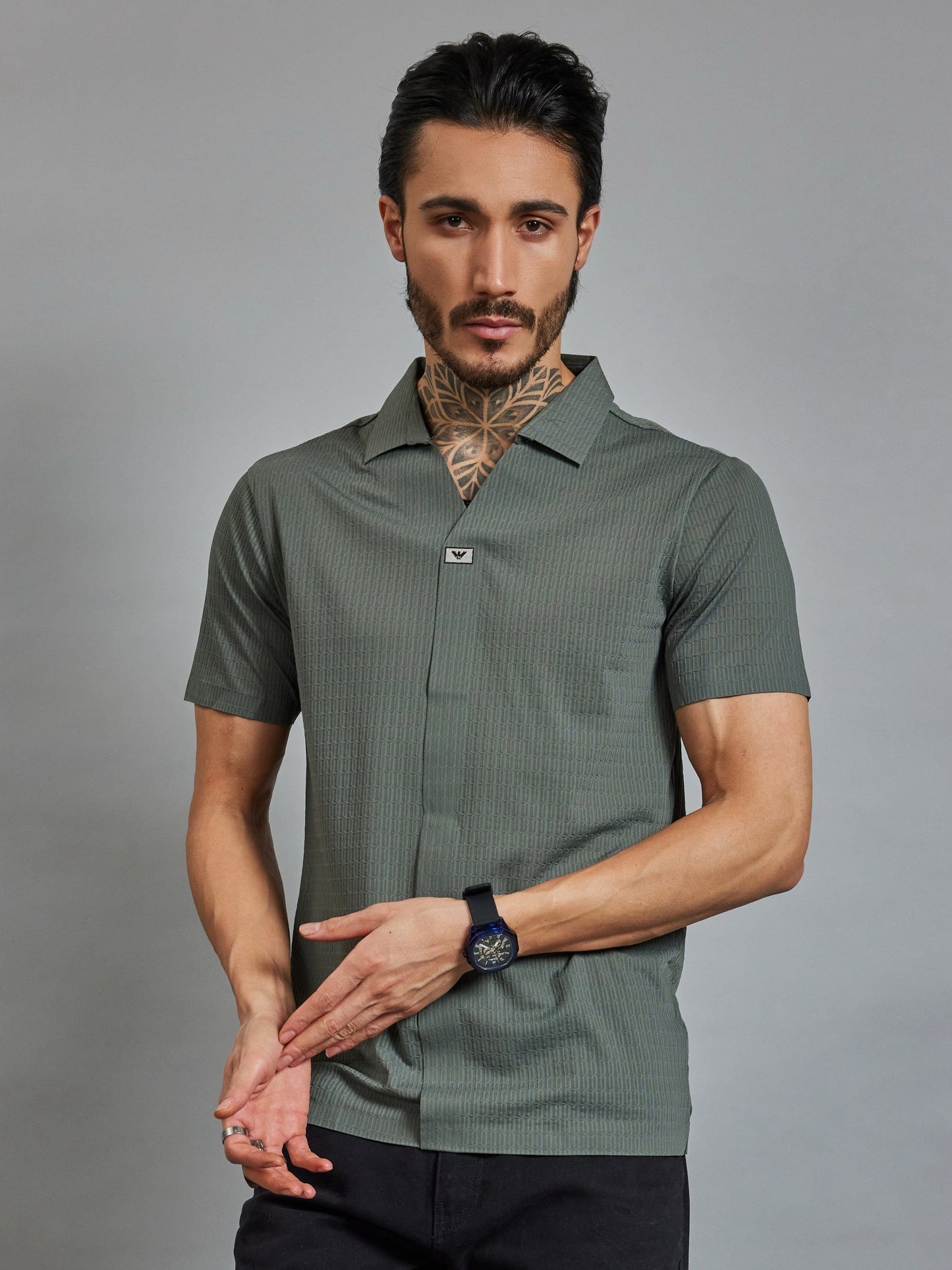 OTFIT T-Shirt Men’s Sage Green Resort Polo T-Shirt - Popcorn Knit & Net Panel, Lightweight & Breathable