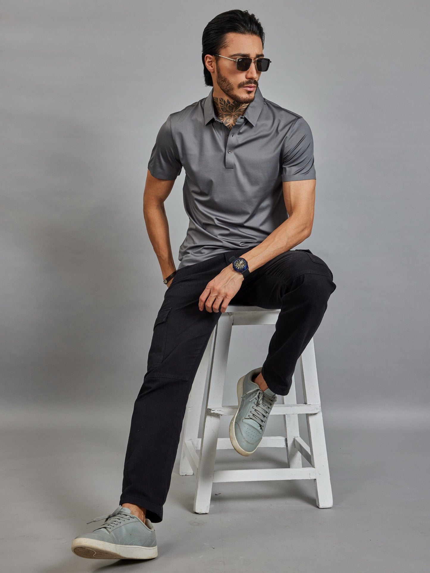 OTFIT T-Shirt Men’s Stitchless Polo T-Shirt – Urban Grey Premium Nylon, No Pocket, 3-Button Placket