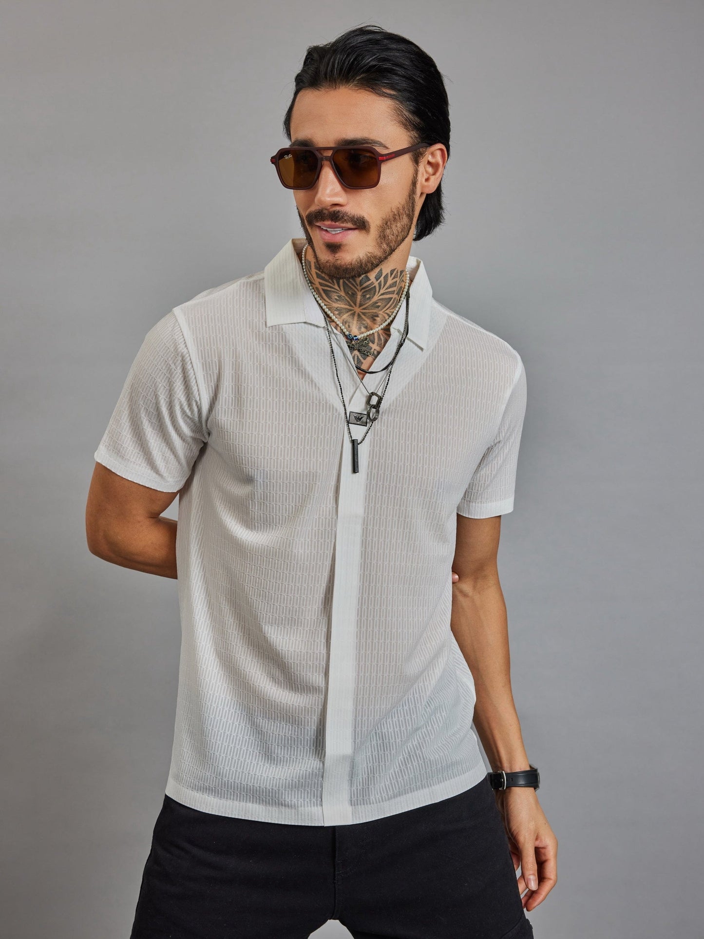 OTFIT T-Shirt Men’s White Resort Polo T-Shirt - Popcorn Knit & Net Panel, Lightweight & Breathable