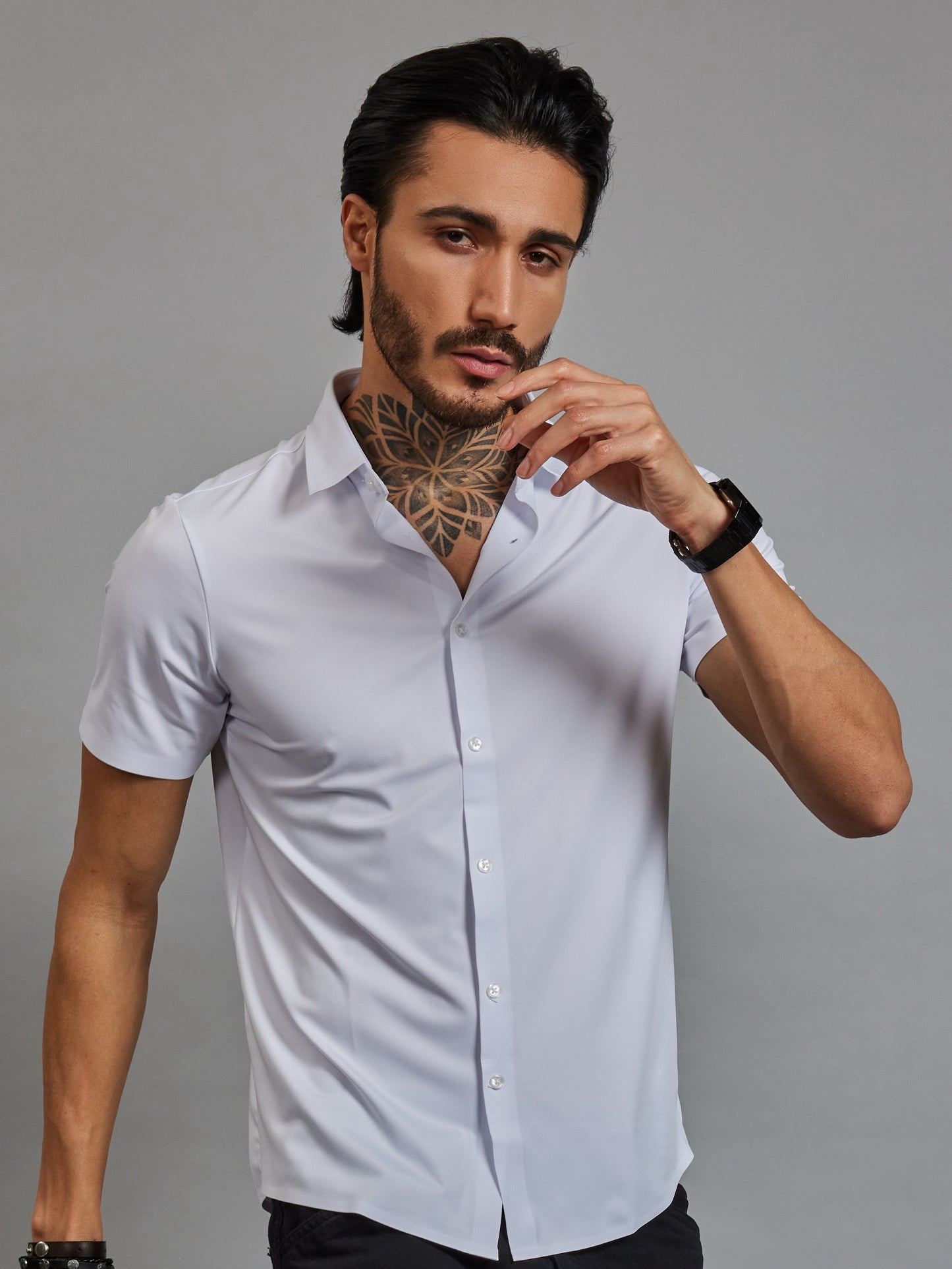 Men’s Slim Fit White Short Sleeve Button-Up Shirt