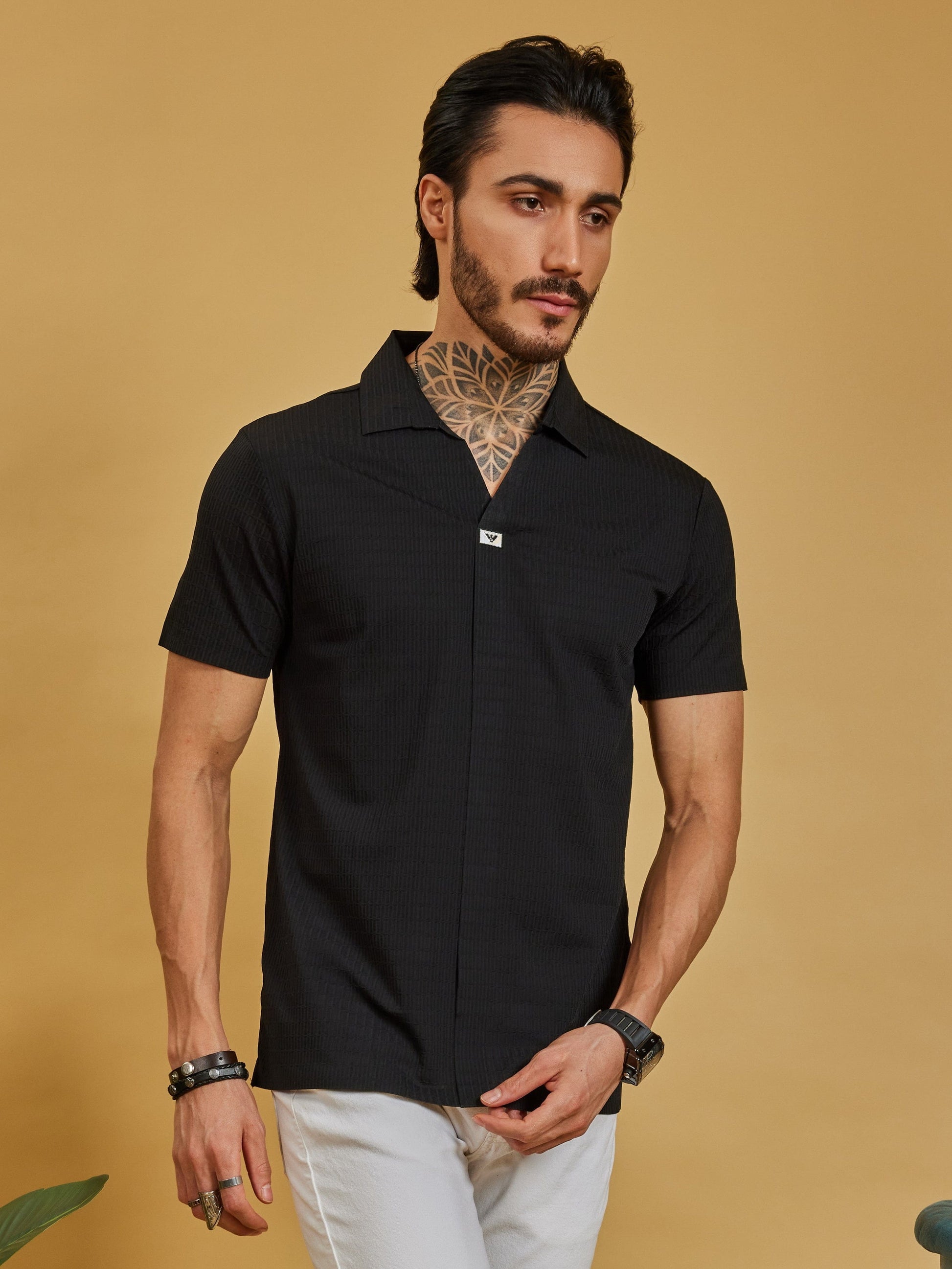 OTFIT T-Shirt Men’s Jet Black  Resort Polo T-Shirt - Popcorn Knit & Net Panel, Lightweight & Breathable