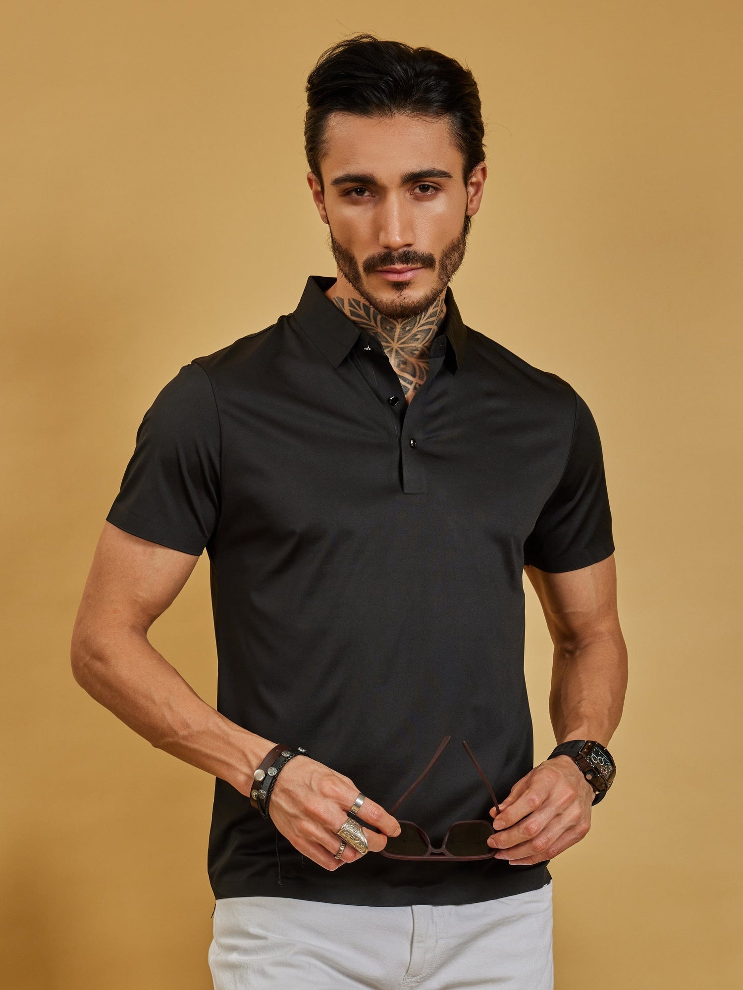 OTFIT T-Shirt Men’s Stitchless Polo T-Shirt – Jet Black Premium Nylon, No Pocket, 3-Button Placket