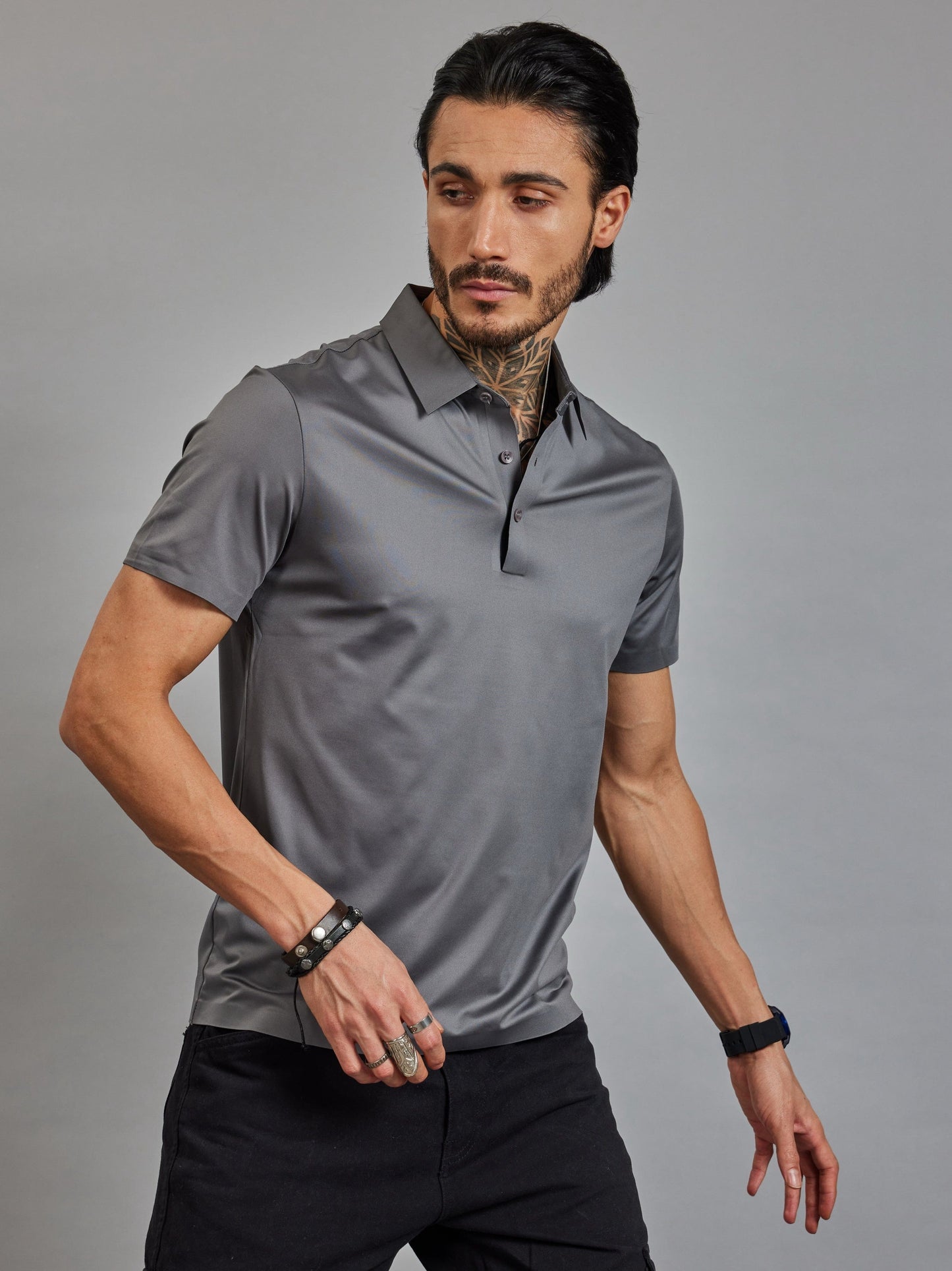 OTFIT T-Shirt Men’s Stitchless Polo T-Shirt – Urban Grey Premium Nylon, No Pocket, 3-Button Placket