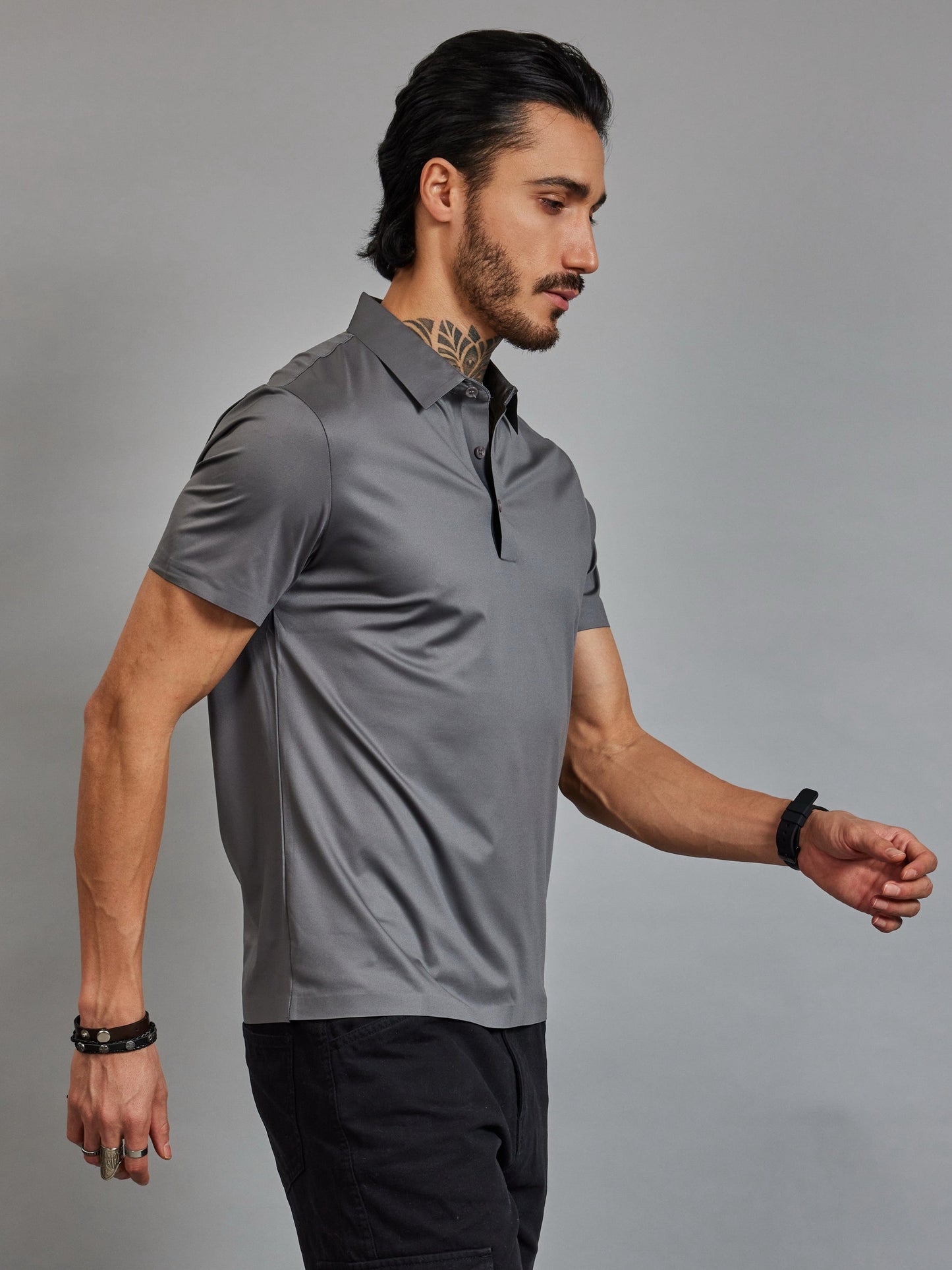 OTFIT T-Shirt Men’s Stitchless Polo T-Shirt – Urban Grey Premium Nylon, No Pocket, 3-Button Placket